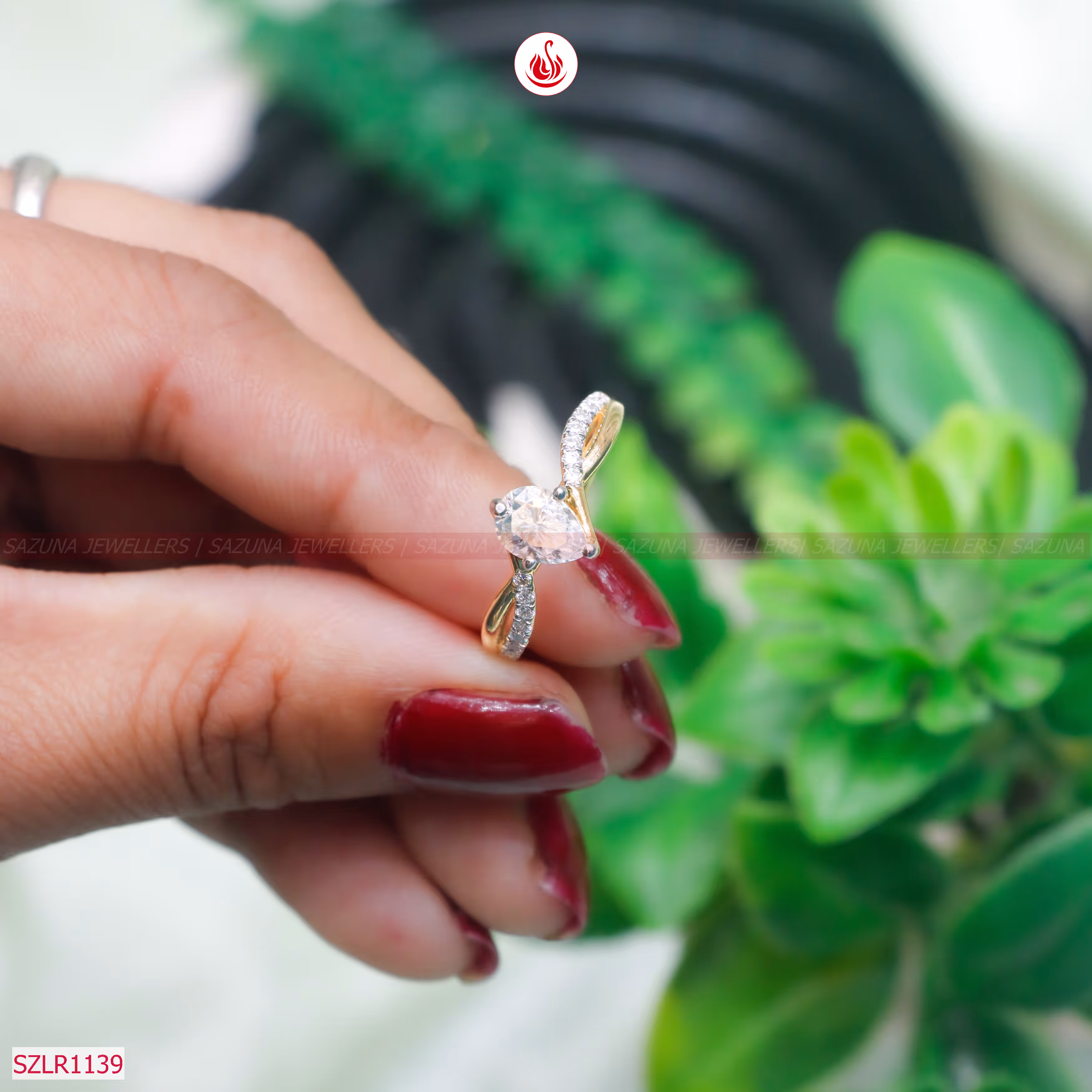 SZLR1139 Solitaire Women Diamond Ring