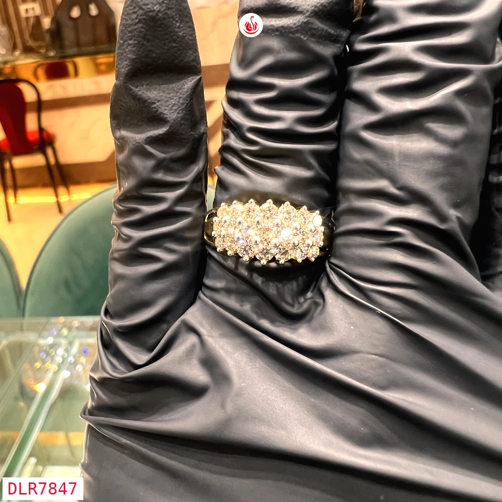 Women Diamond Rings - DLR7847