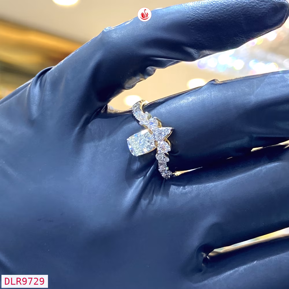 Women Diamond Rings - DLR9729