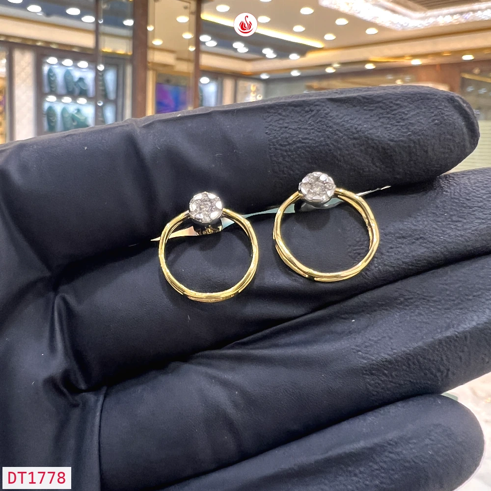 Women Diamond Earrings - DT1778