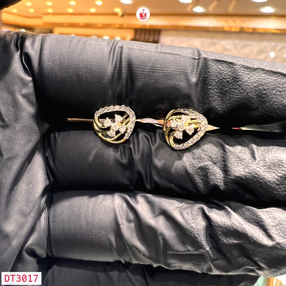 Women Diamond Earrings - DT3017
