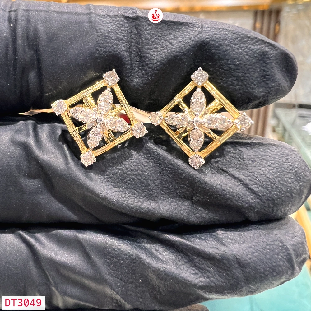 Women Diamond Earrings - DT3049