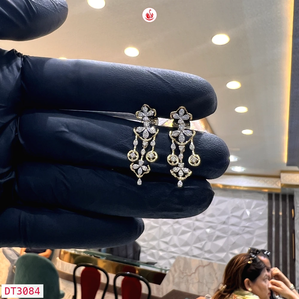 Women Diamond Earrings - DT3084