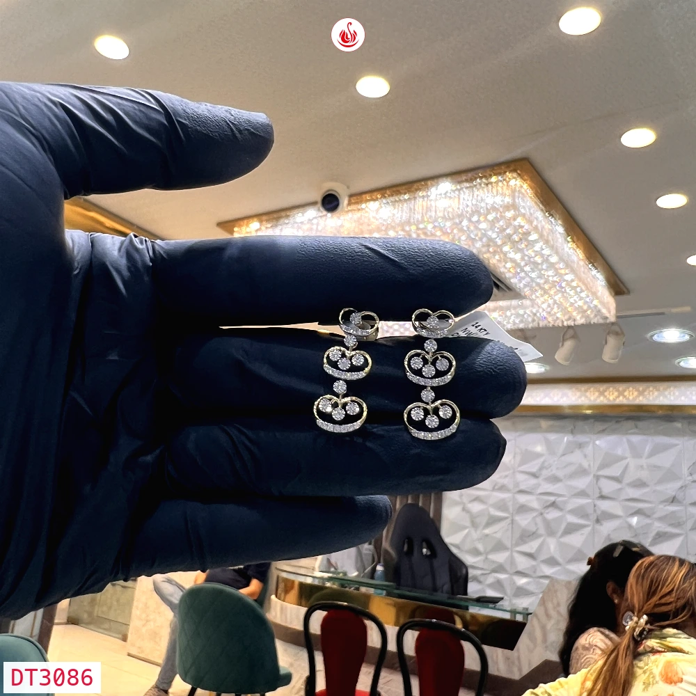 Women Diamond Earrings - DT3086