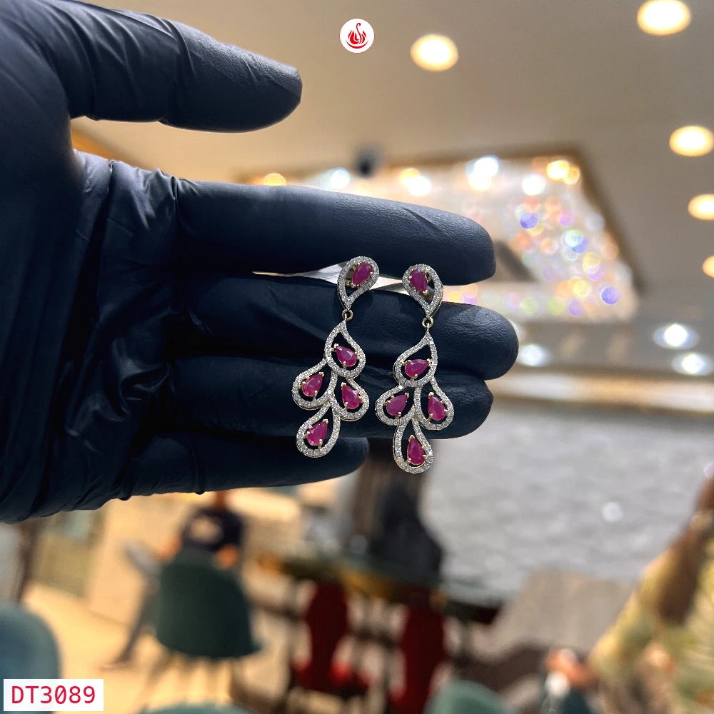Women Diamond Earrings - DT3089