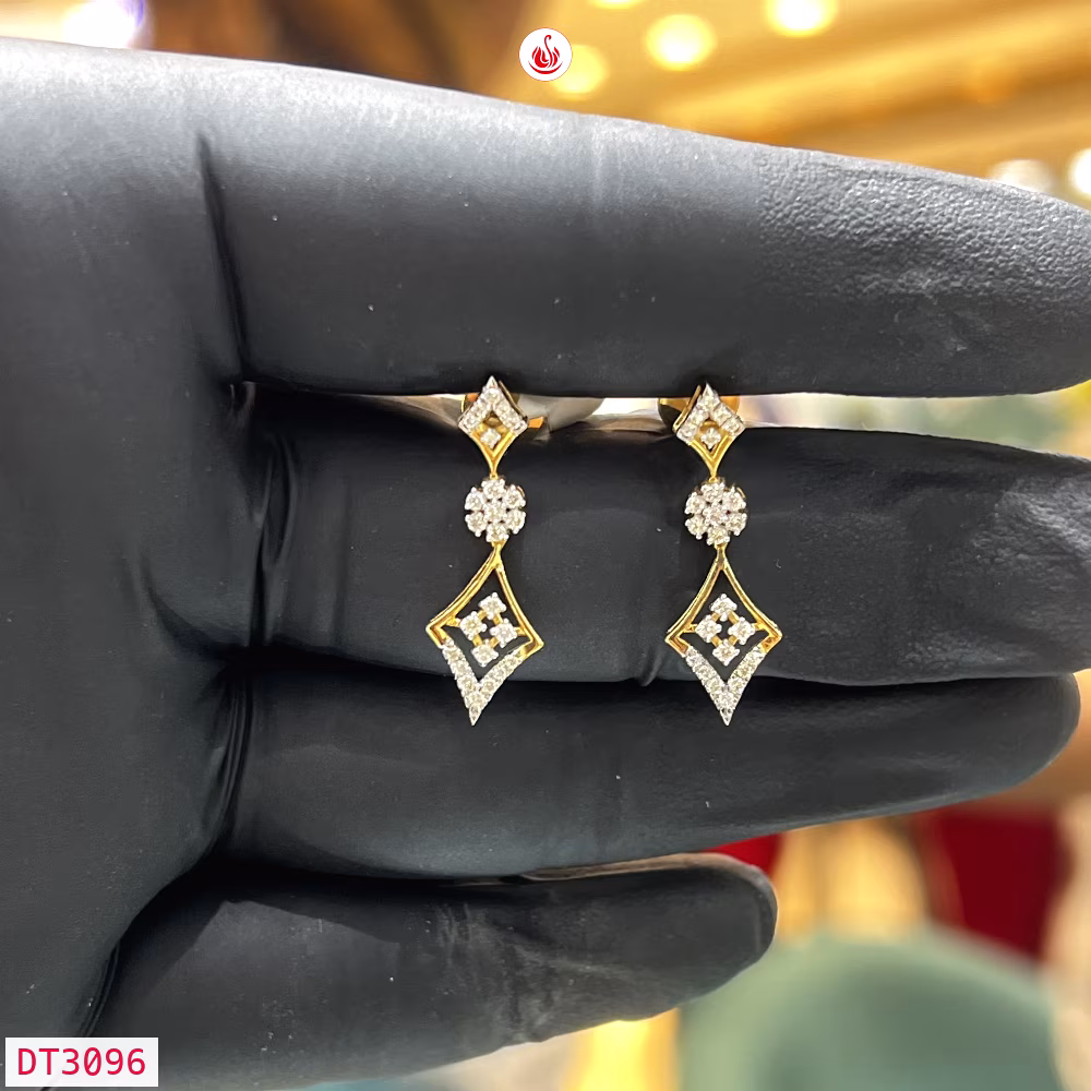 Women Diamond Earrings - DT3096
