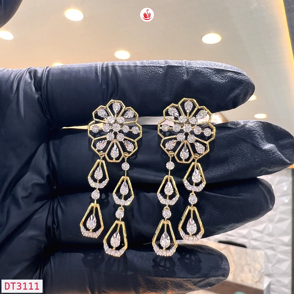 Women Diamond Earrings - DT3111