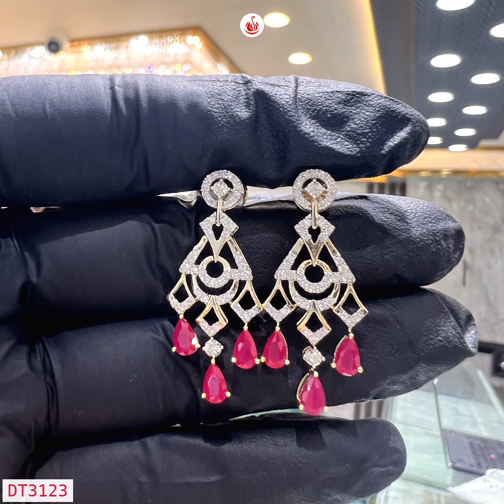 Women Diamond Earrings - DT3123