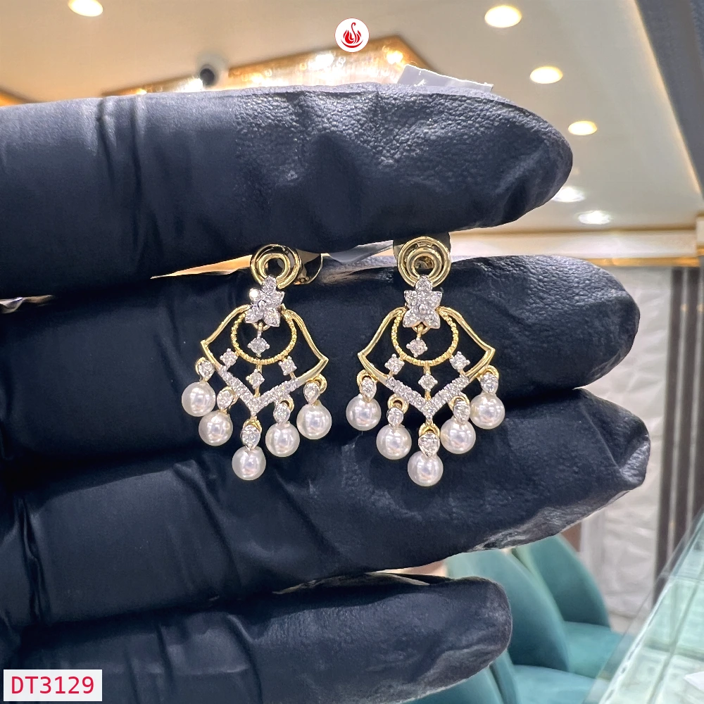 Women Diamond Earrings - DT3129