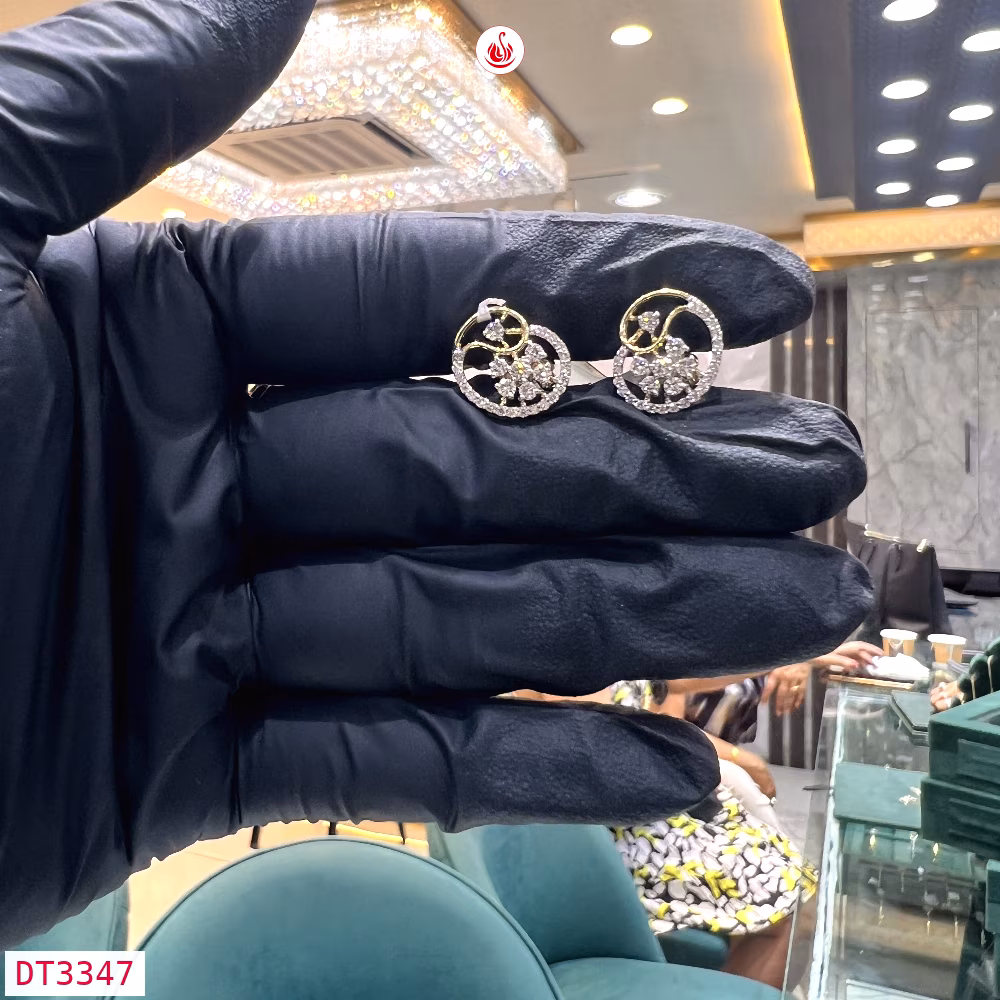 Women Diamond Earrings - DT3347