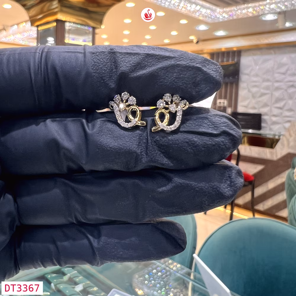 Women Diamond Earrings - DT3367