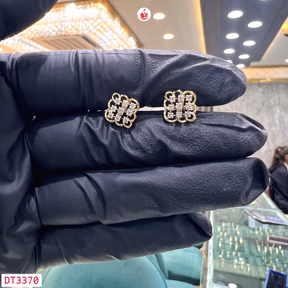 Women Diamond Earrings - DT3370