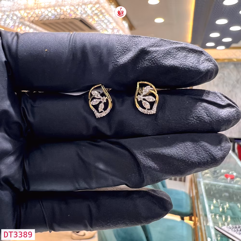 Women Diamond Earrings - DT3389