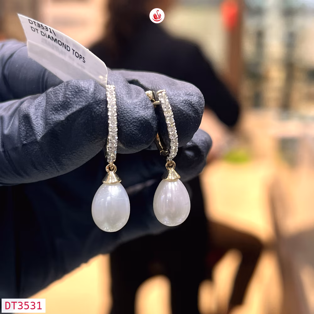 Women Diamond Earrings - DT3531