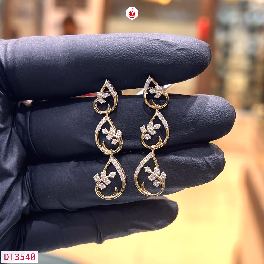 Women Diamond Earrings - DT3540