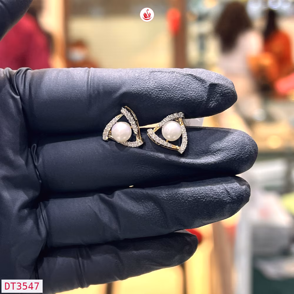 Women Diamond Earrings - DT3547