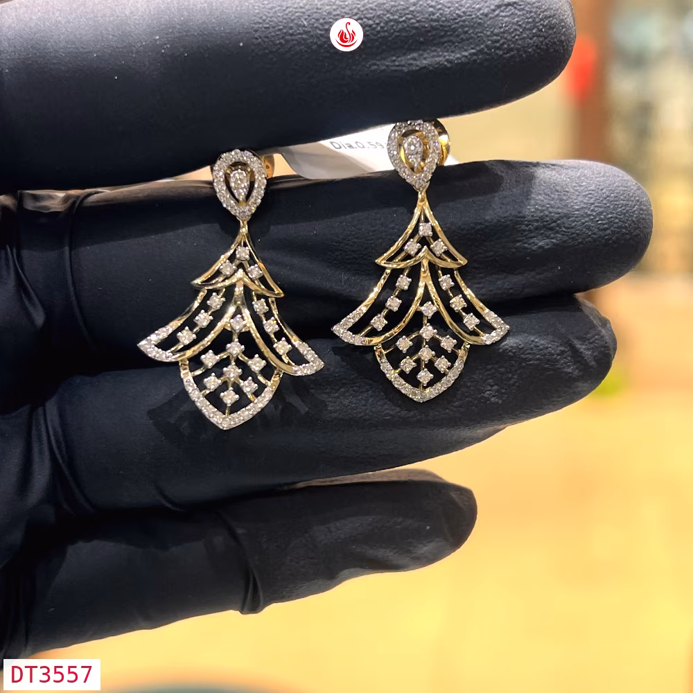 Women Diamond Earrings - DT3557
