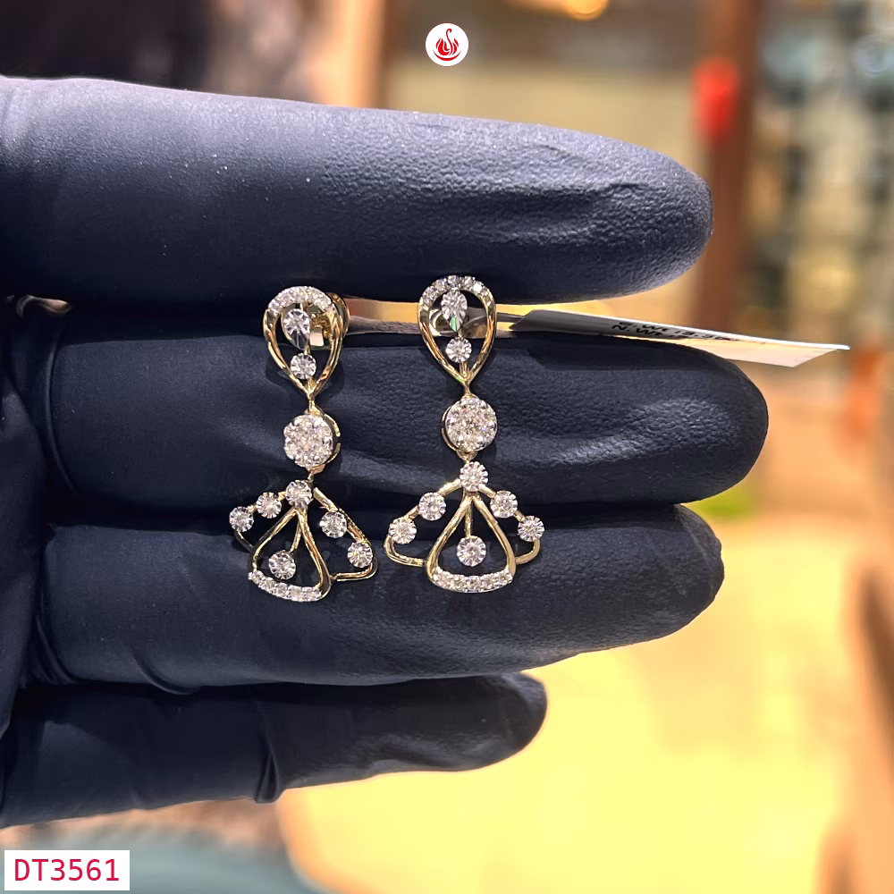 Women Diamond Earrings - DT3561