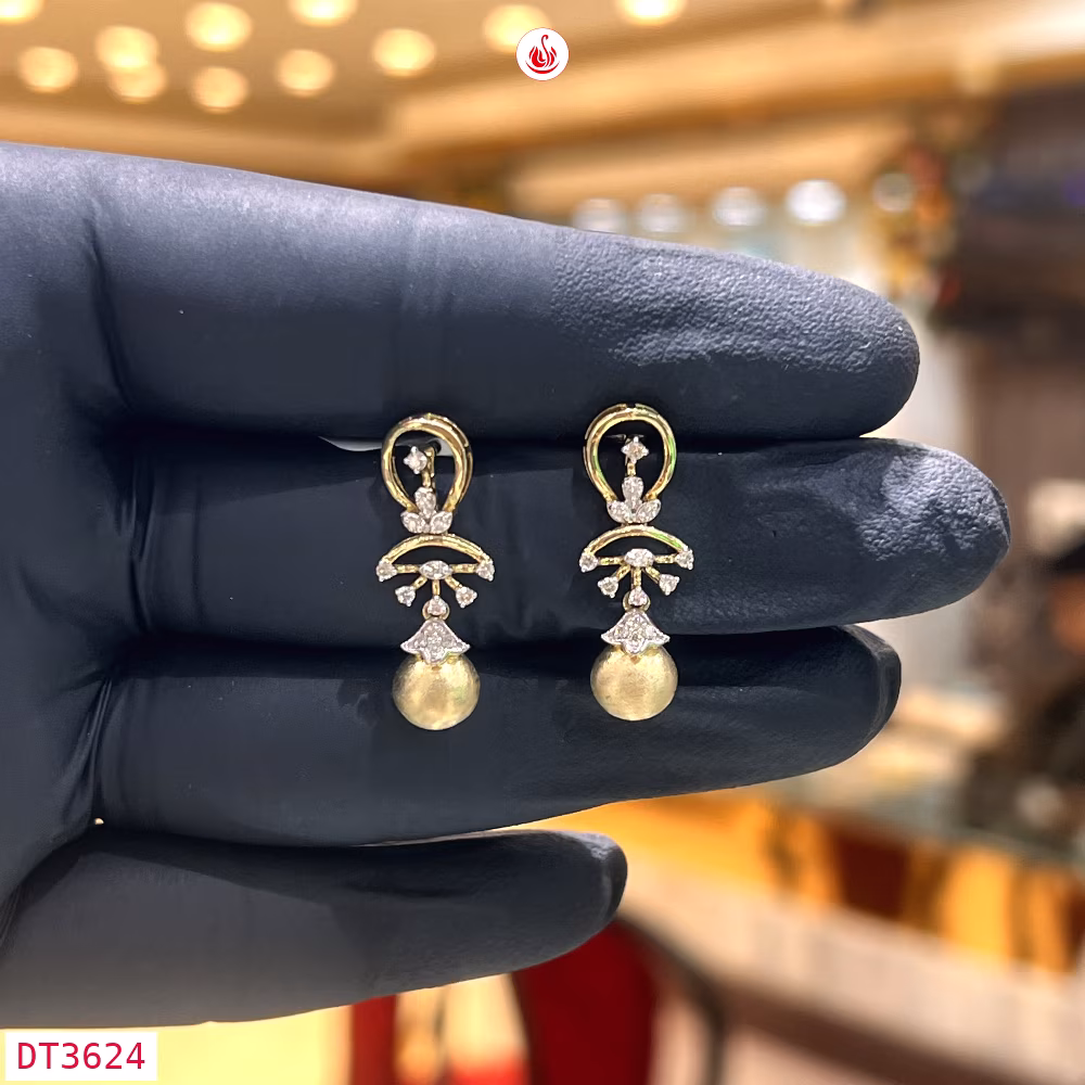Women Diamond Earrings - DT3624