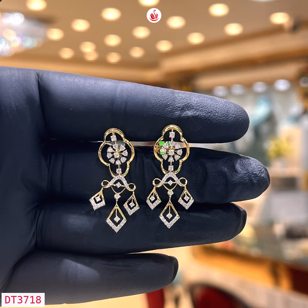 Women Diamond Earrings - DT3718