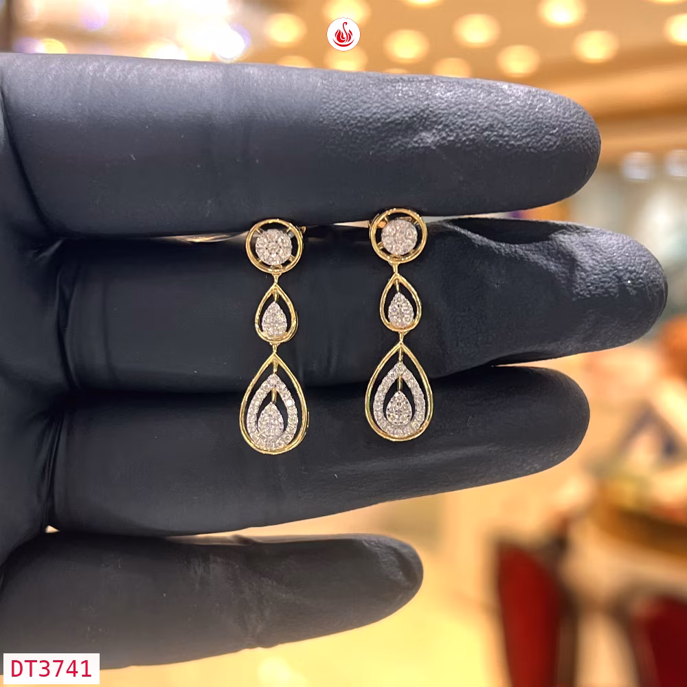 Women Diamond Earrings - DT3741