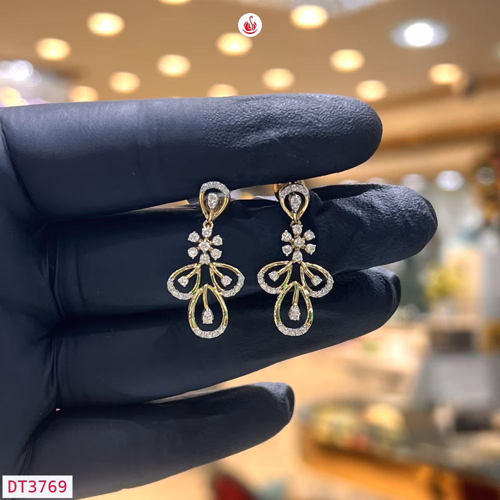 Women Diamond Earrings - DT3769