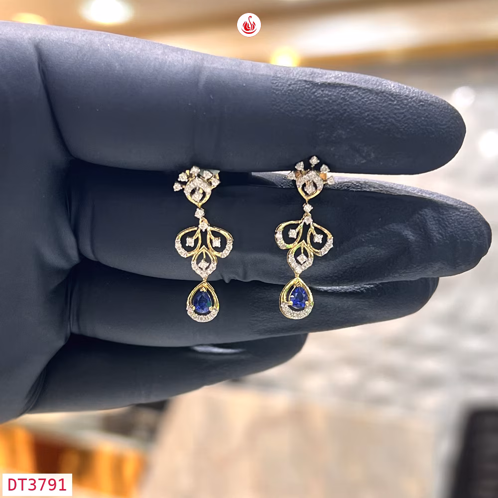 Women Diamond Earrings - DT3791