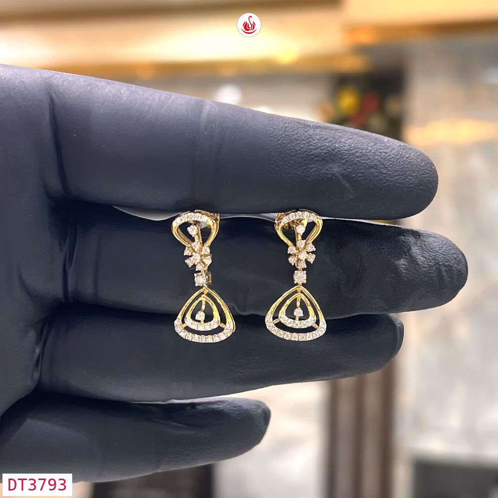 Women Diamond Earrings - DT3793