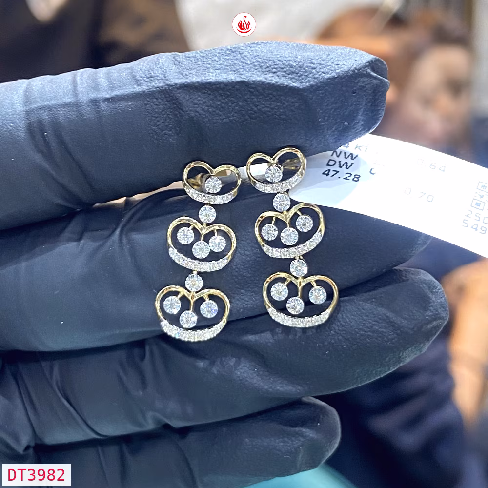 Women Diamond Earrings - DT3982