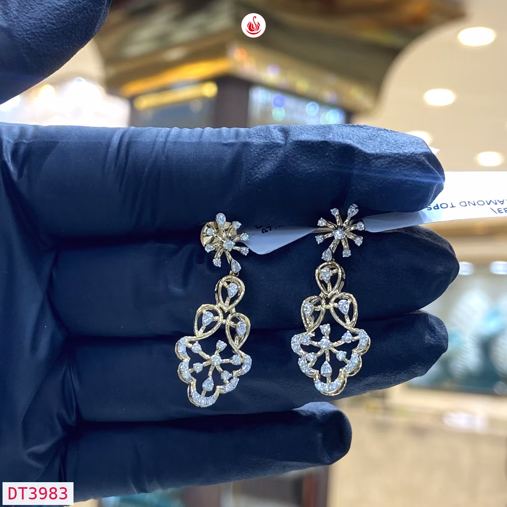 Women Diamond Earrings - DT3983