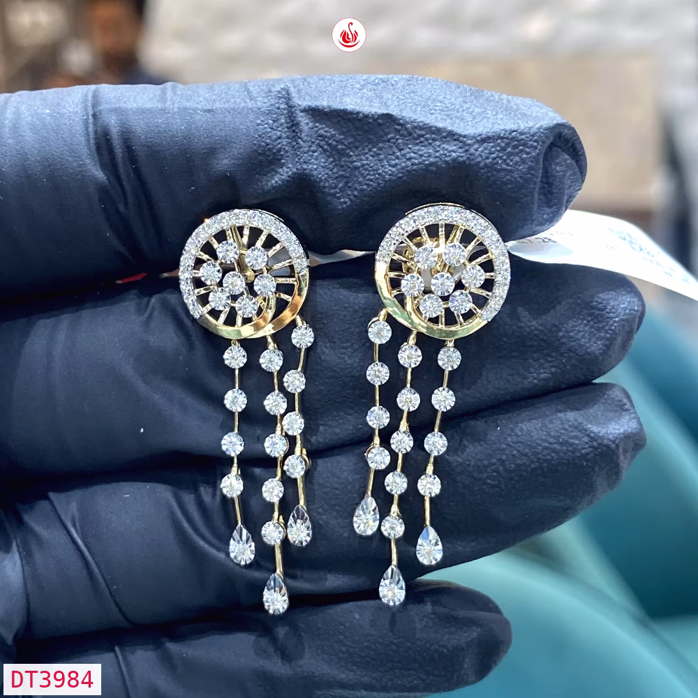 Women Diamond Earrings - DT3984