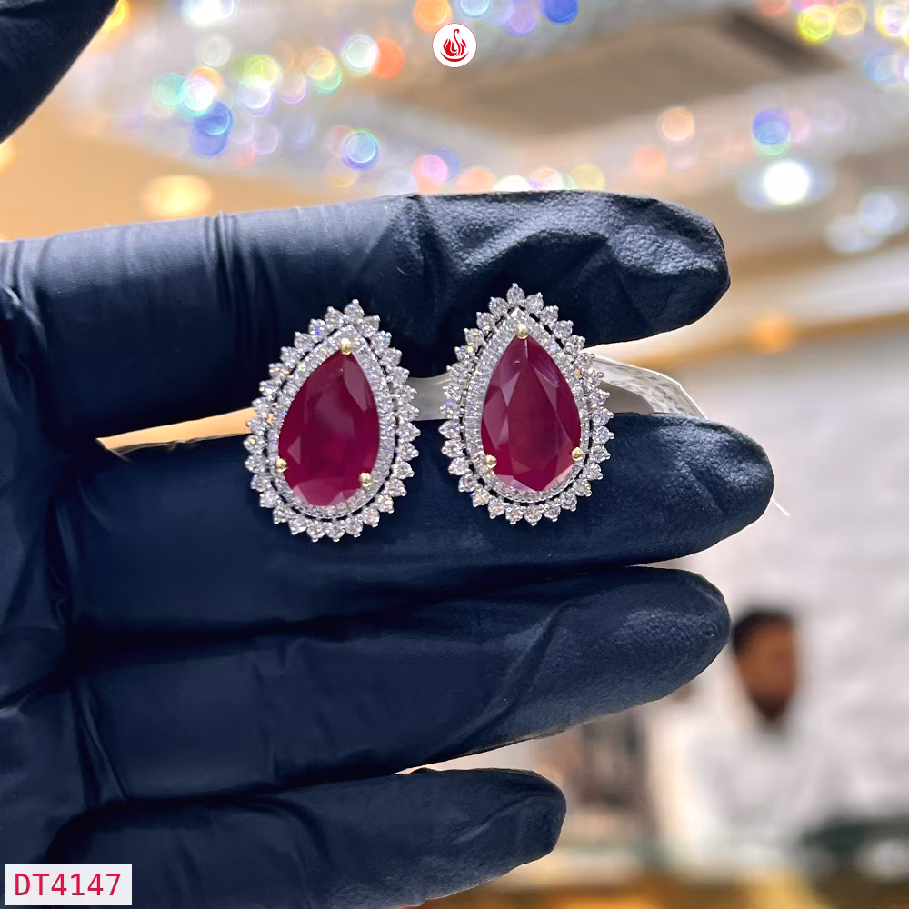 Women Diamond Earrings - DT4147