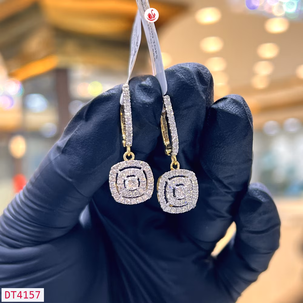 Women Diamond Earrings - DT4157