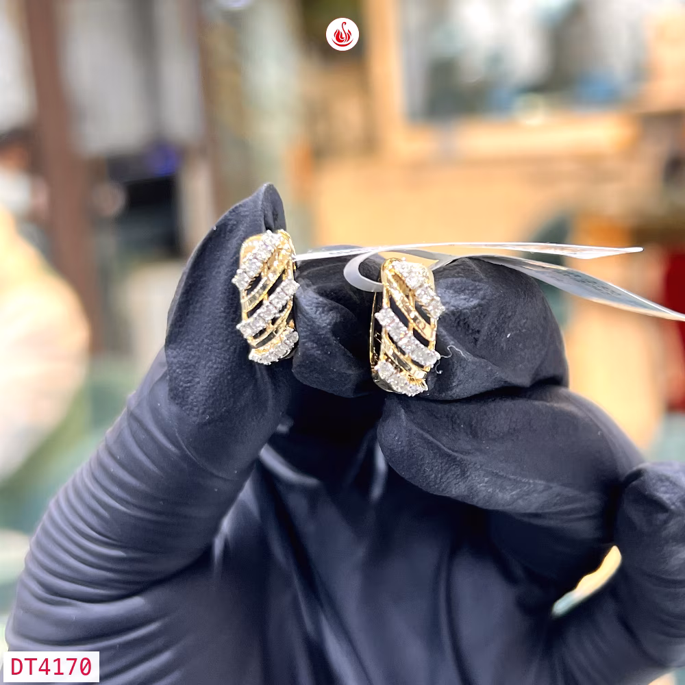 Women Diamond Earrings - DT4170