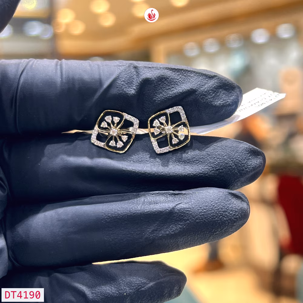 Women Diamond Earrings - DT4190