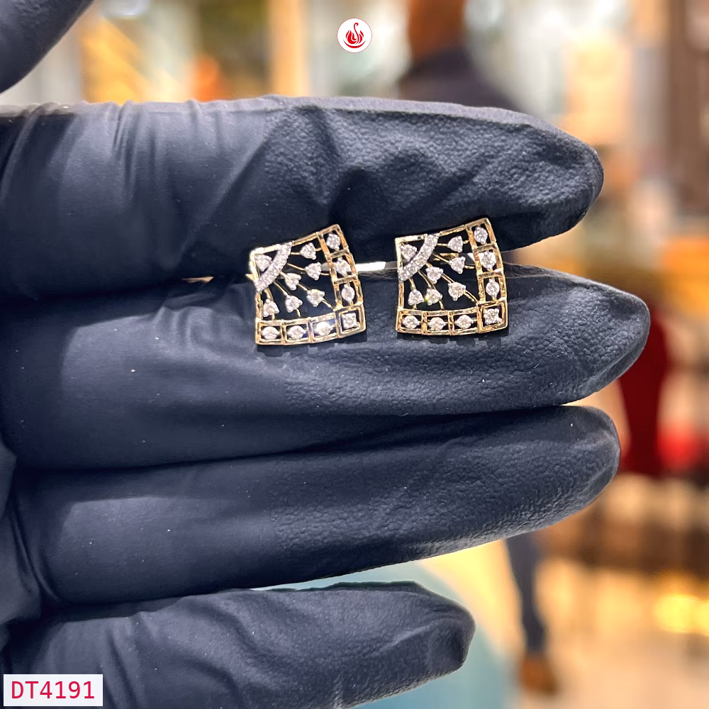 Women Diamond Earrings - DT4191