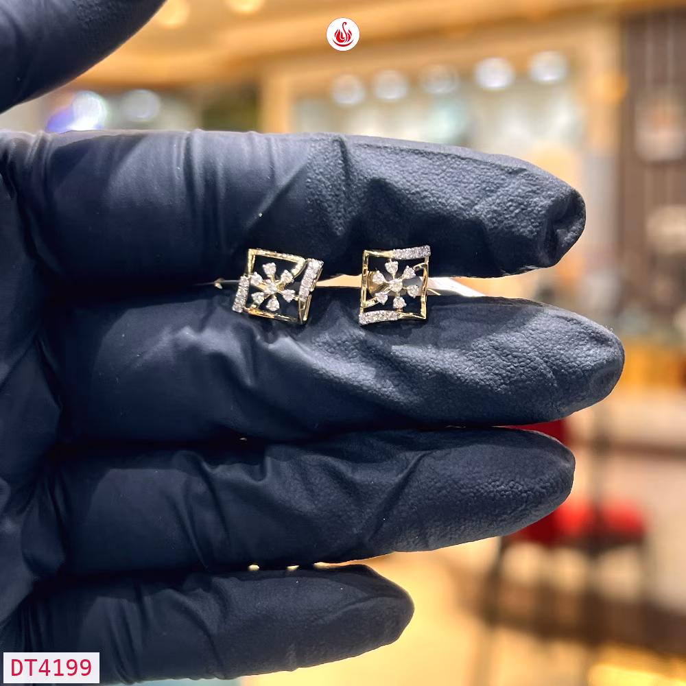 Women Diamond Earrings - DT4199