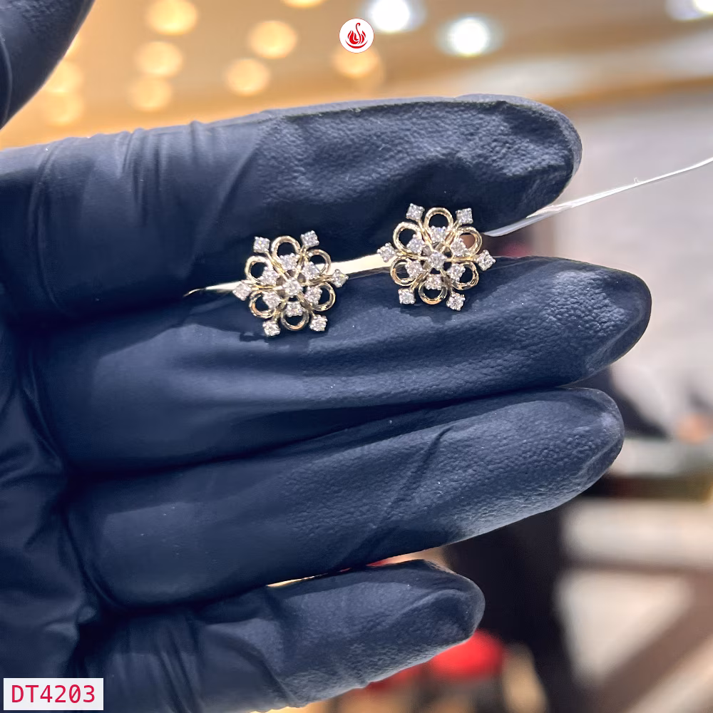 Women Diamond Earrings - DT4203