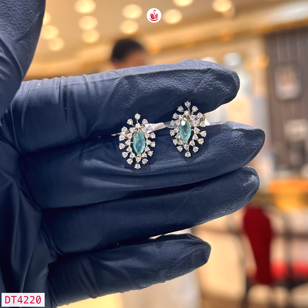 Women Diamond Earrings - DT4220