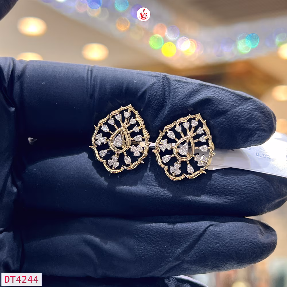 Women Diamond Earrings - DT4244