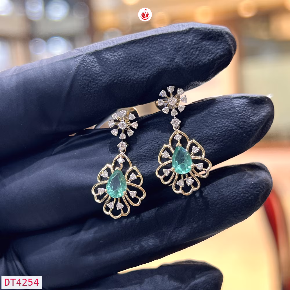 Women Diamond Earrings - DT4254