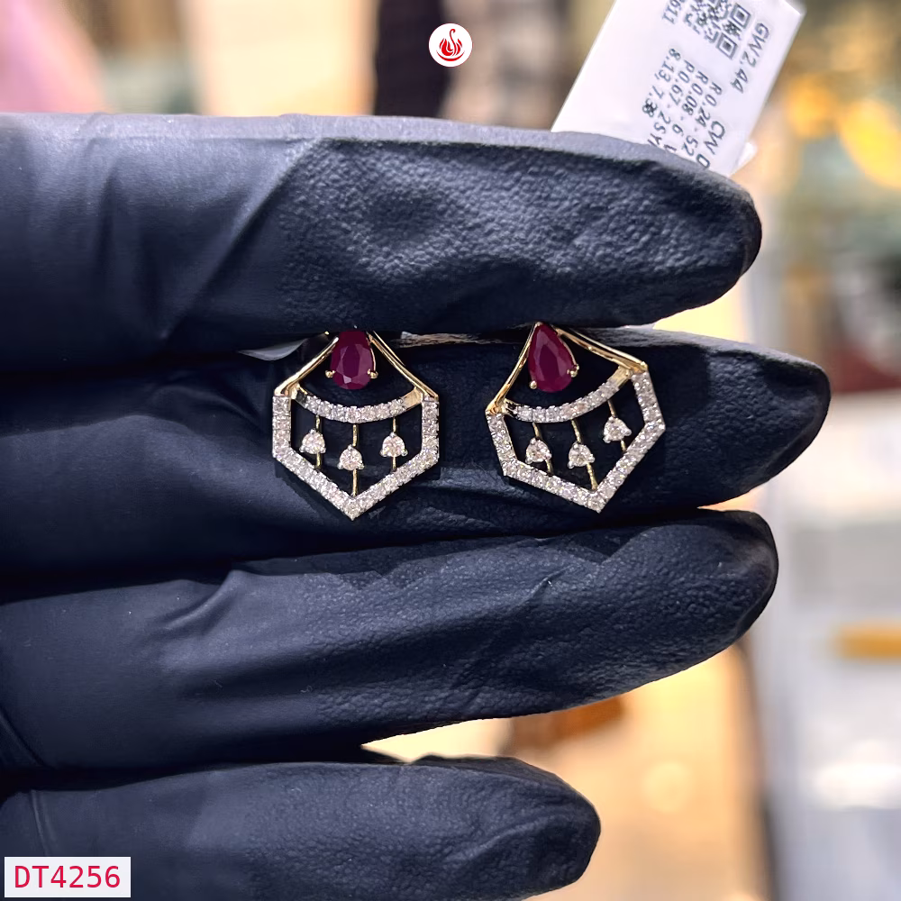 Women Diamond Earrings - DT4256