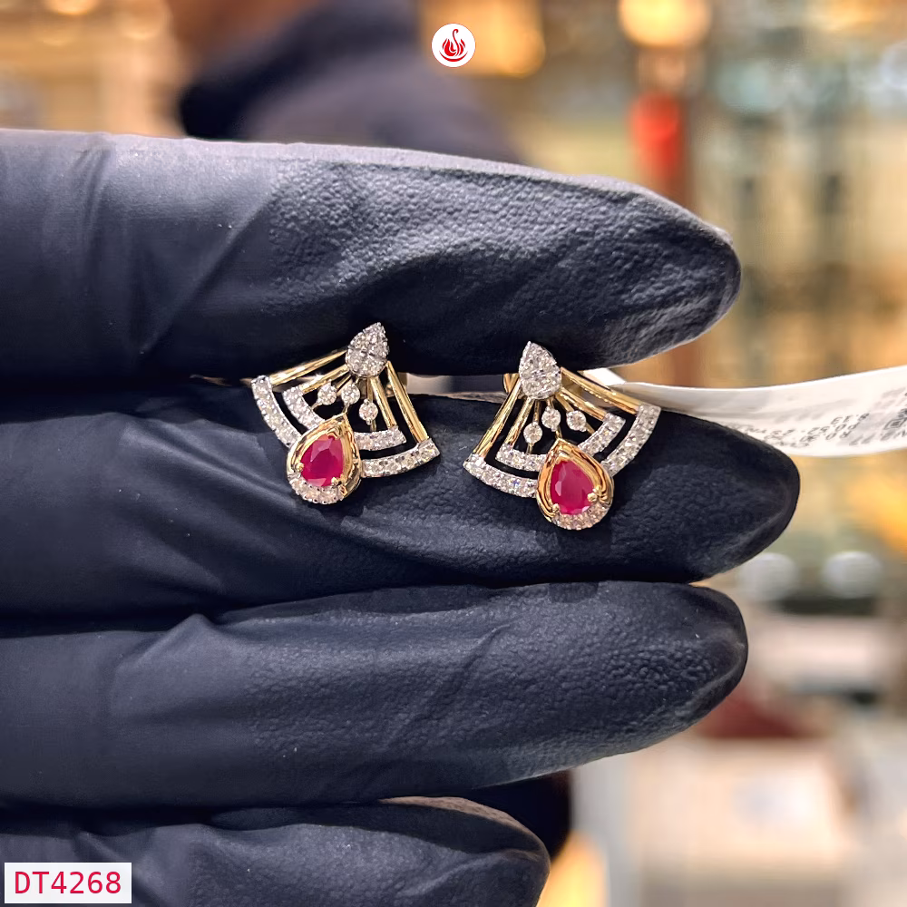 Women Diamond Earrings - DT4268