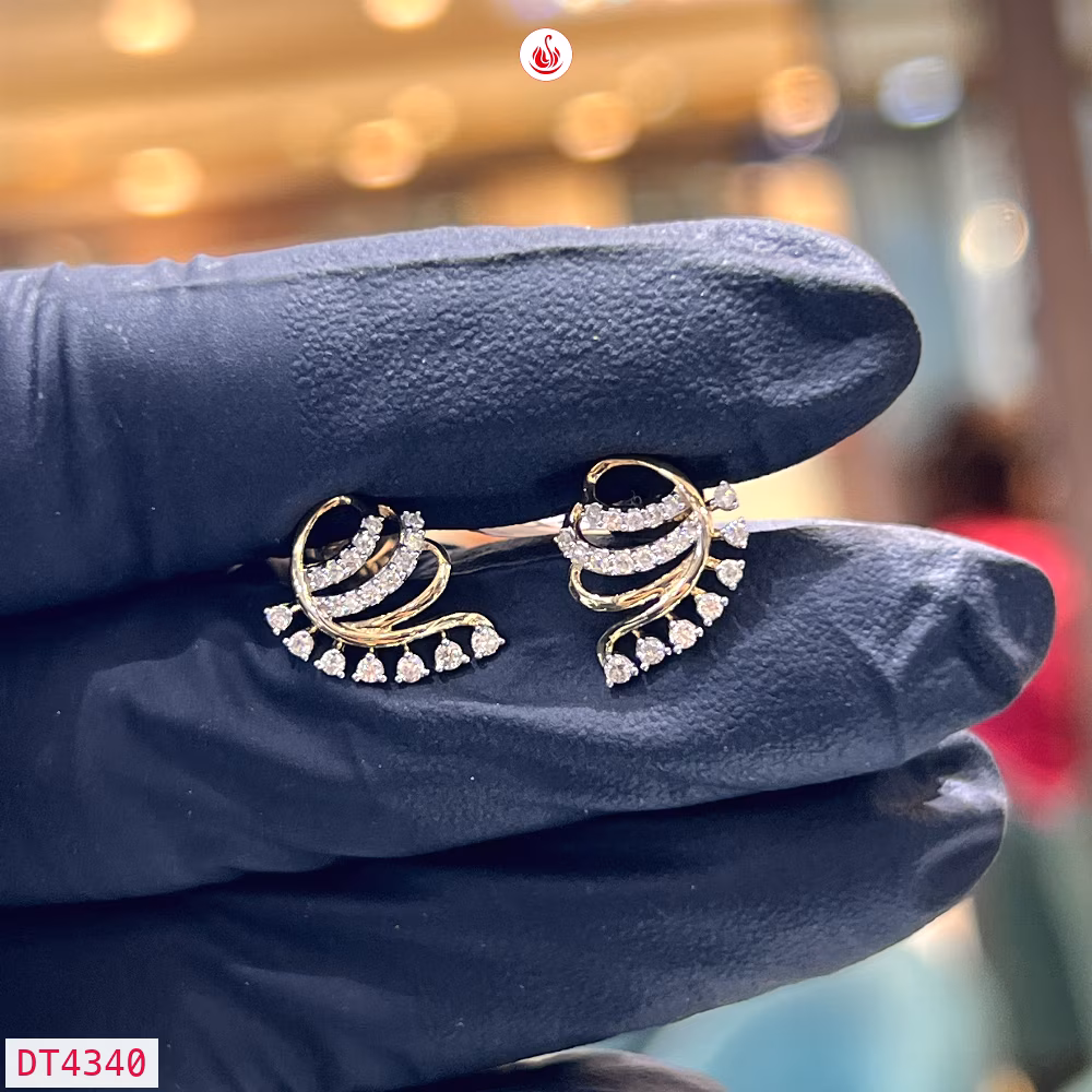 Women Diamond Earrings - DT4340