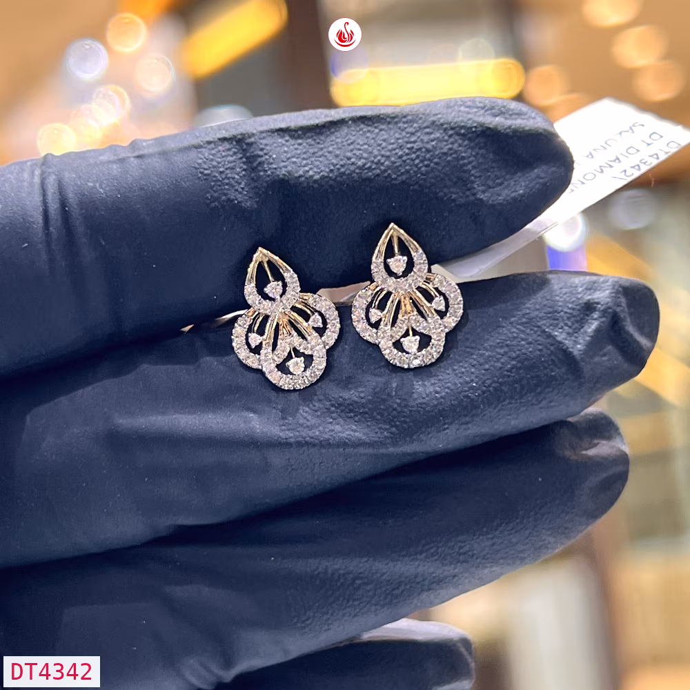 Women Diamond Earrings - DT4342