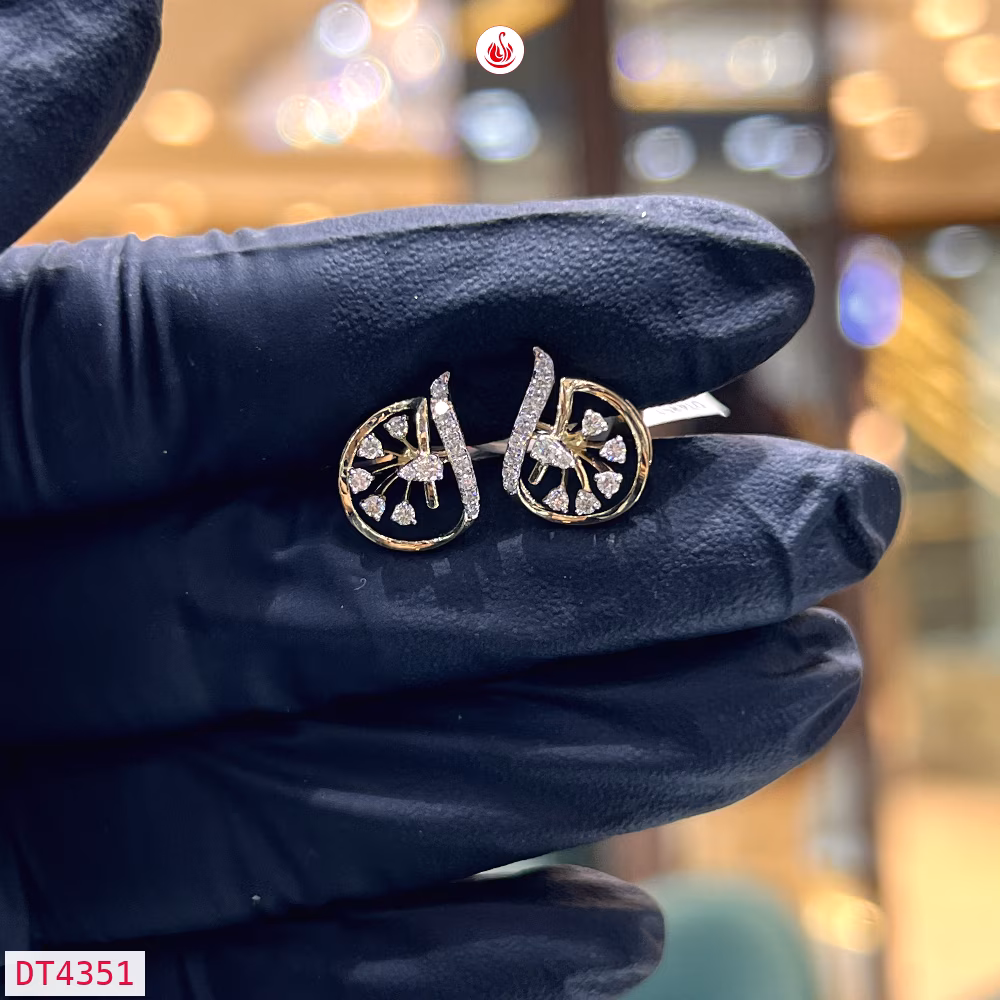 Women Diamond Earrings - DT4351