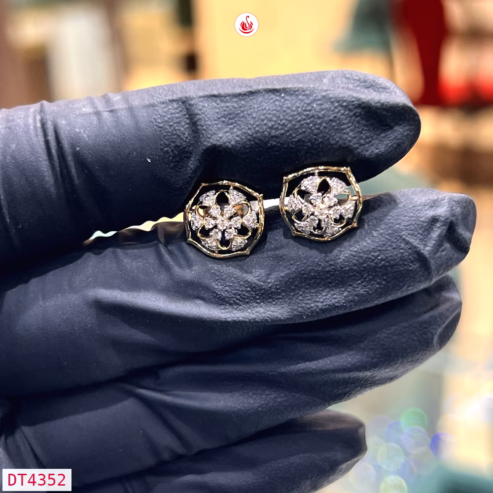 Women Diamond Earrings - DT4352