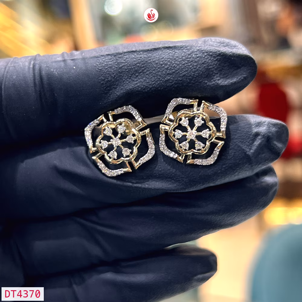 Women Diamond Earrings - DT4370