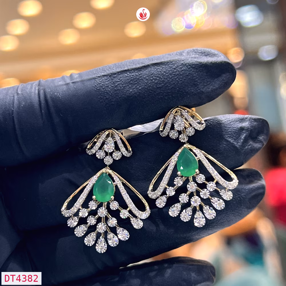 Women Diamond Earrings - DT4382