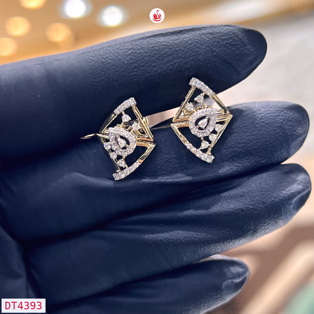 Women Diamond Earrings - DT4393